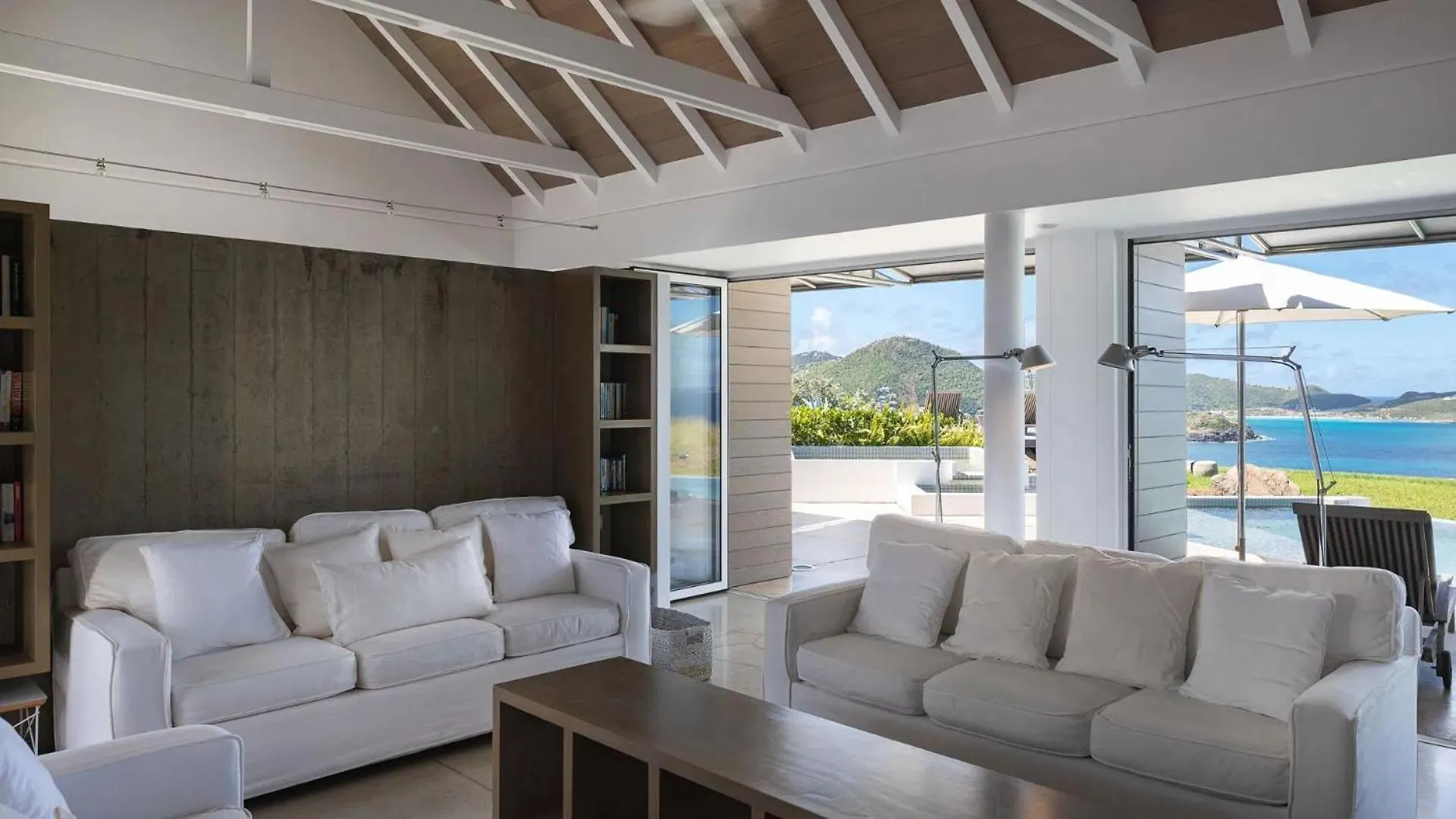 Vila Oceanfront Sunset Retreat With Heated Pool Gustavia